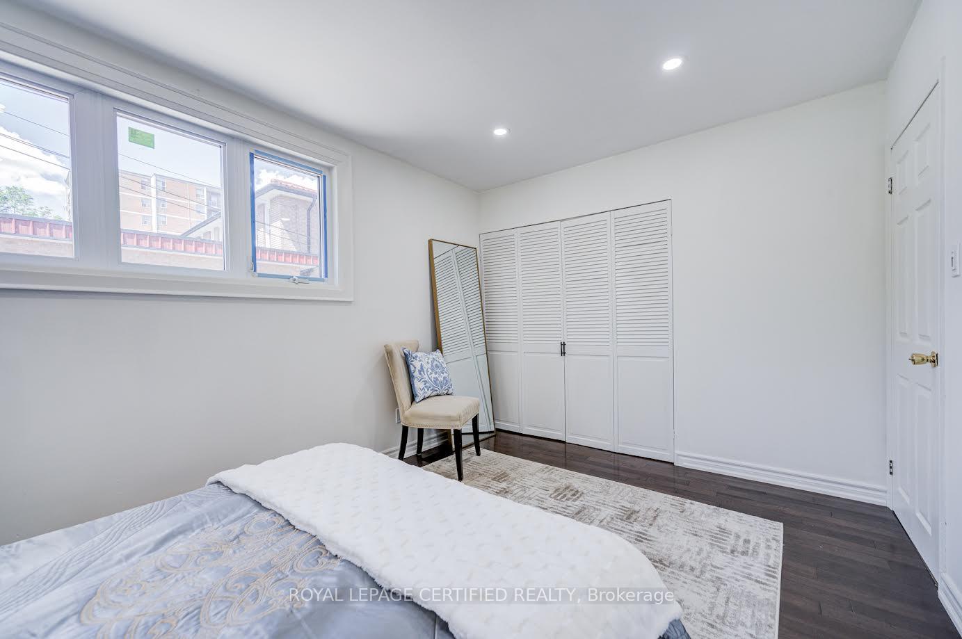 Photo 22 of 79 Samson Crescent, Scarborough, Woburn — HOMEH