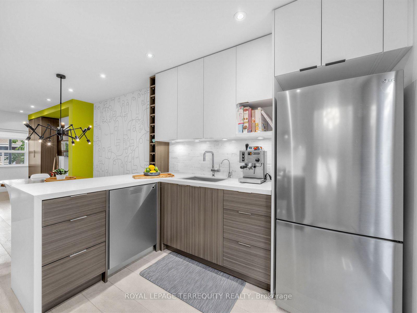 Photo 9 of 22 Montye Avenue, Toronto, Runnymede-Bloor West Village — HOMEH