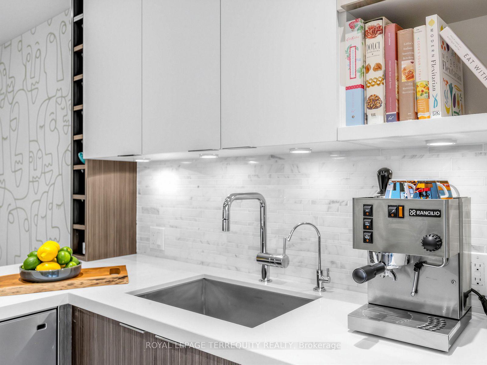 Photo 11 of 22 Montye Avenue, Toronto, Runnymede-Bloor West Village — HOMEH