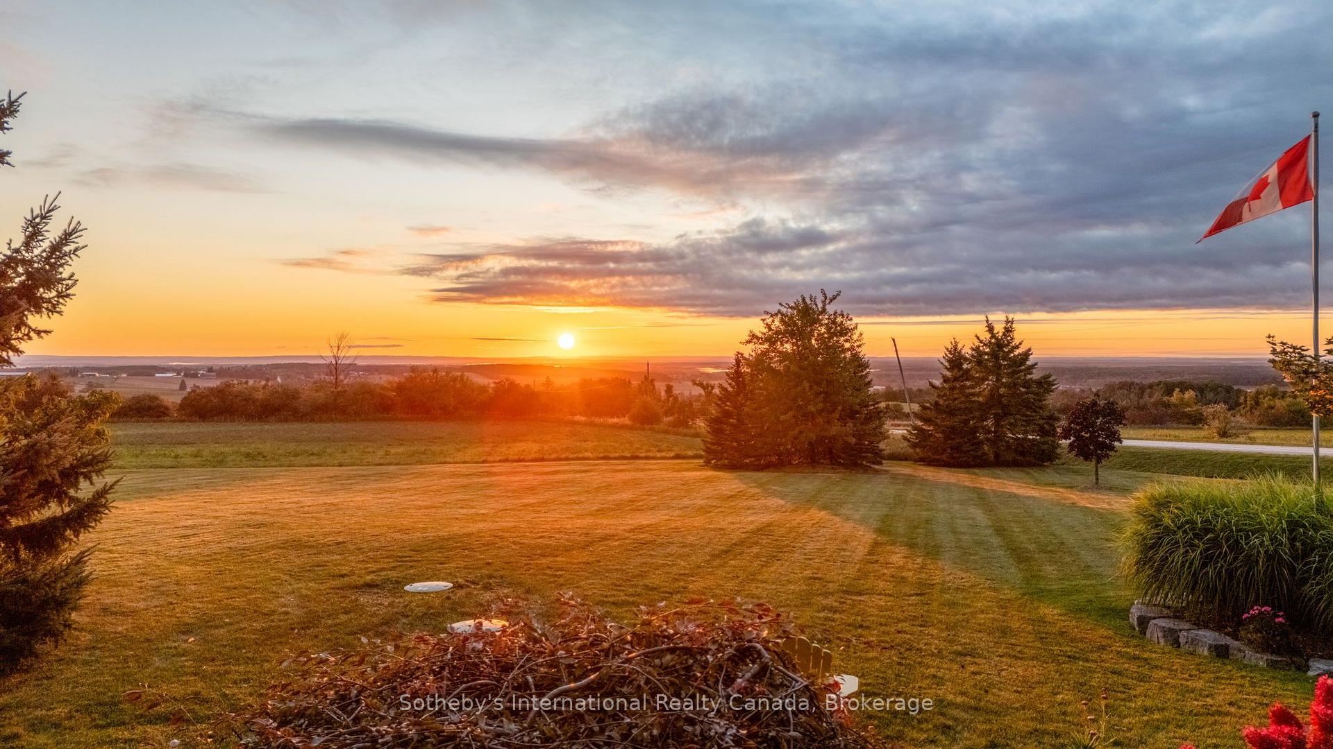 Photo 47 of 7262 12/13 Side Road, Clearview, Creemore — HOMEH