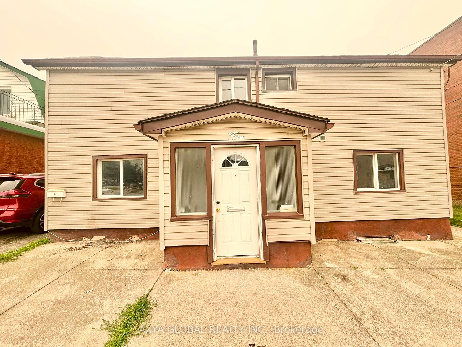 Photo 1 of 5 Pine Street S, Thorold, Thorold Downtown — HOMEH