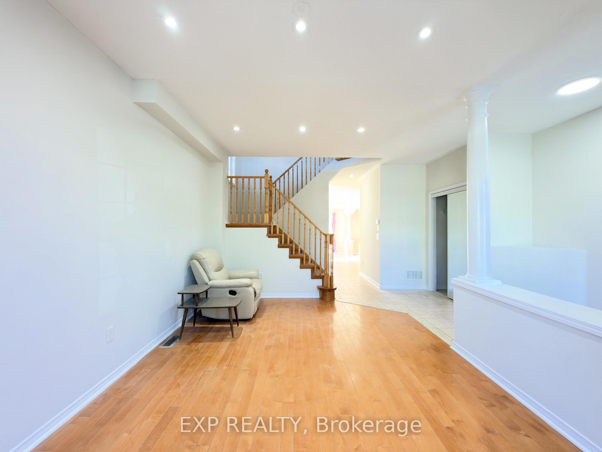 Photo 5 of 7 Davidoff Street, Markham, Wismer — HOMEH