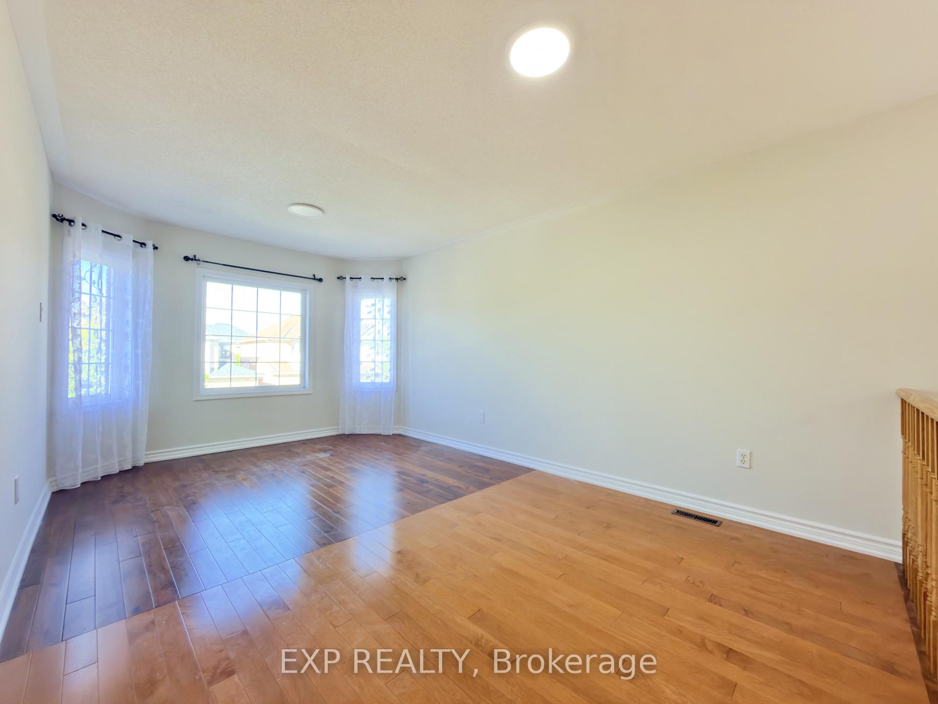 Photo 15 of 7 Davidoff Street, Markham, Wismer — HOMEH