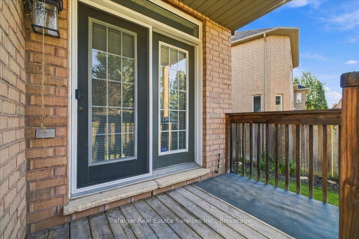 Photo 9 of 208 Butterfly Lane, Oakville, Bronte — HOMEH