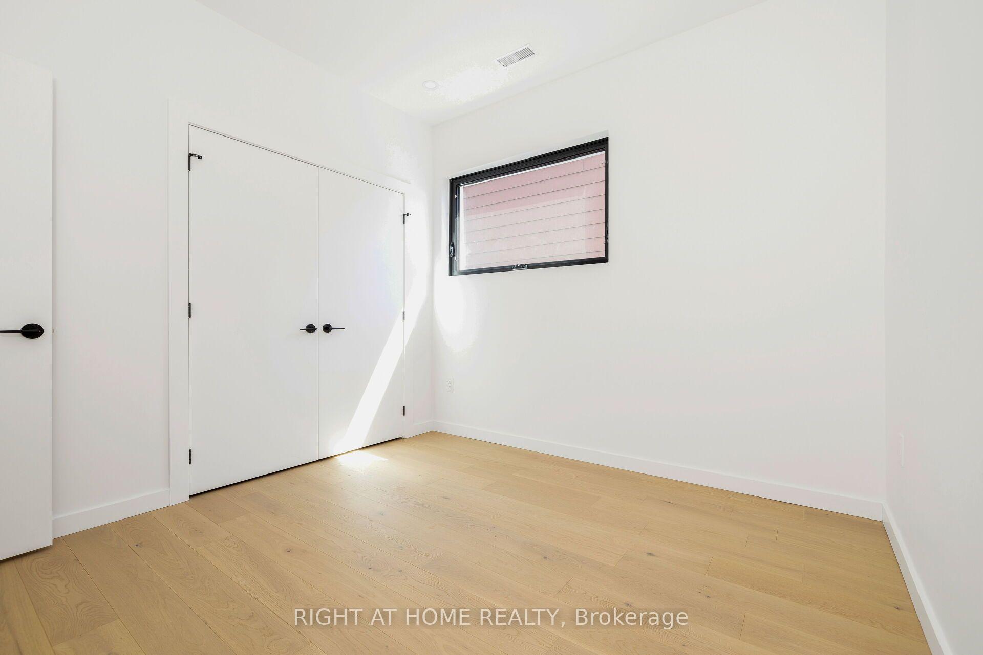 Photo 14 of Unit Upper, 86 Lansdowne Avenue, Toronto, Roncesvalles — HOMEH