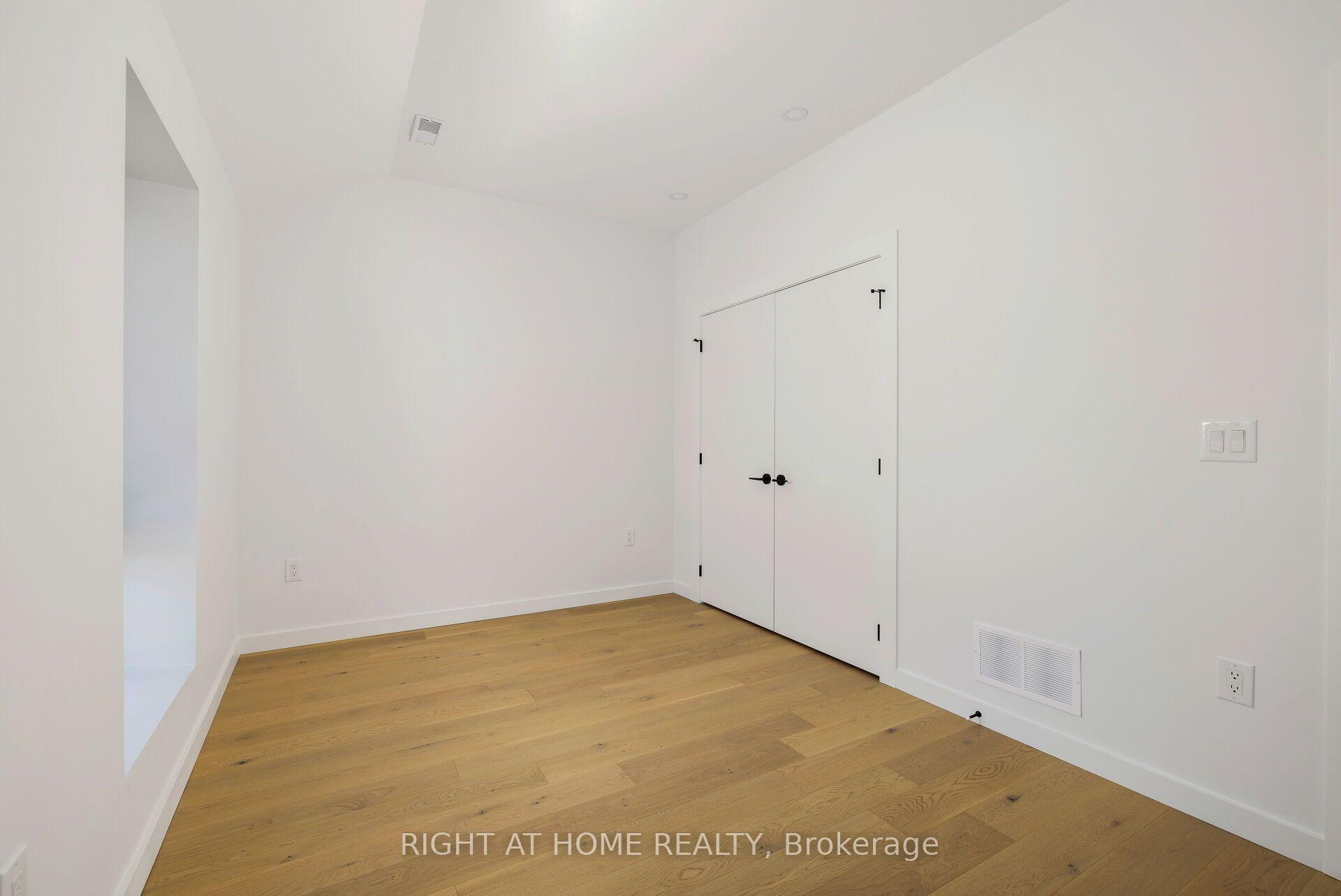 Photo 16 of Unit Upper, 86 Lansdowne Avenue, Toronto, Roncesvalles — HOMEH