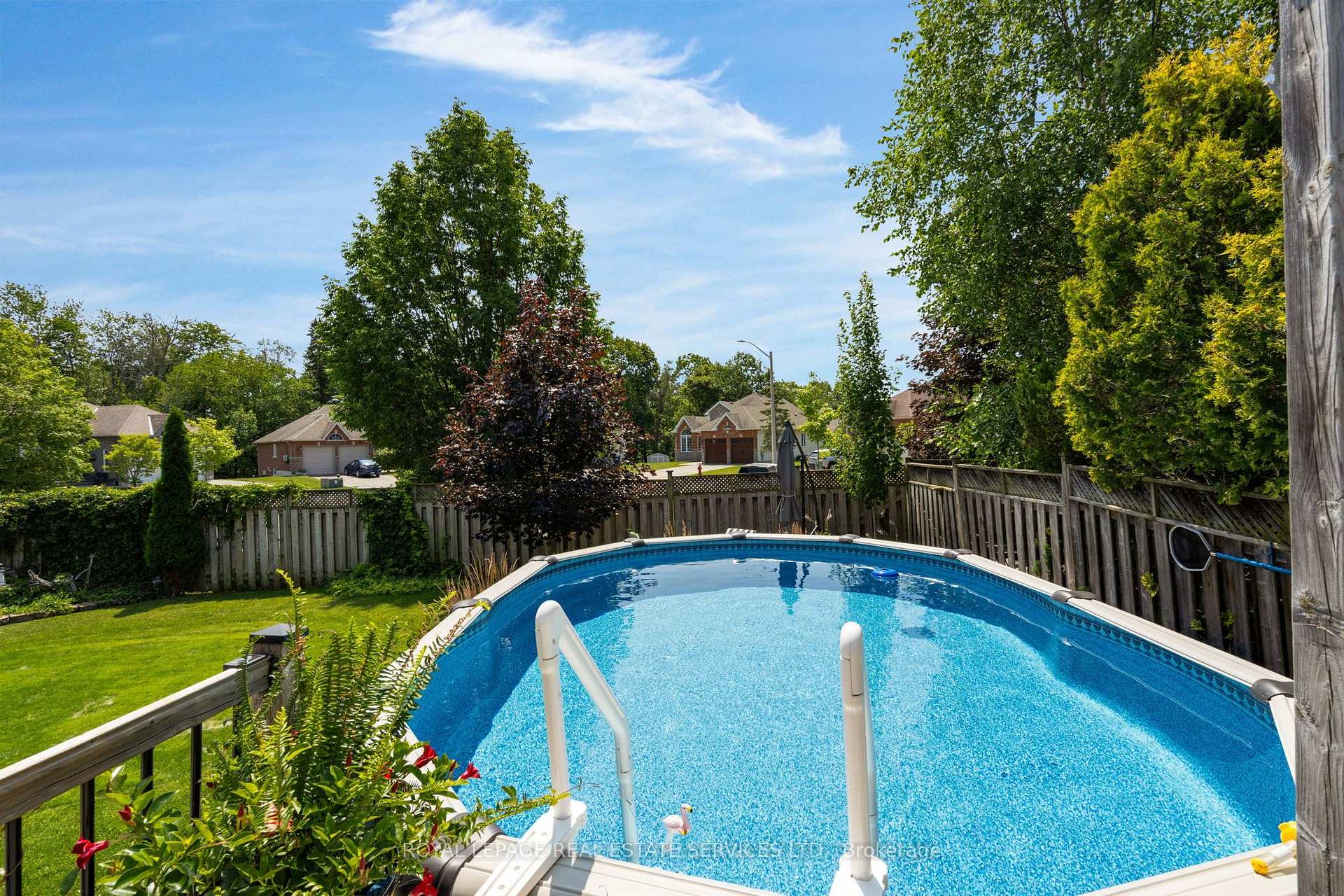 Photo 36 of 619 Glen Cedar Crescent, Innisfil, Rural Innisfil — HOMEH