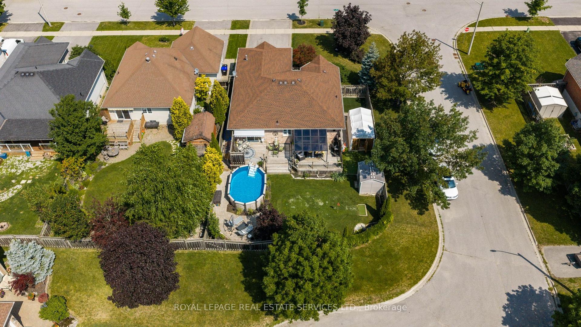 Photo 42 of 619 Glen Cedar Crescent, Innisfil, Rural Innisfil — HOMEH