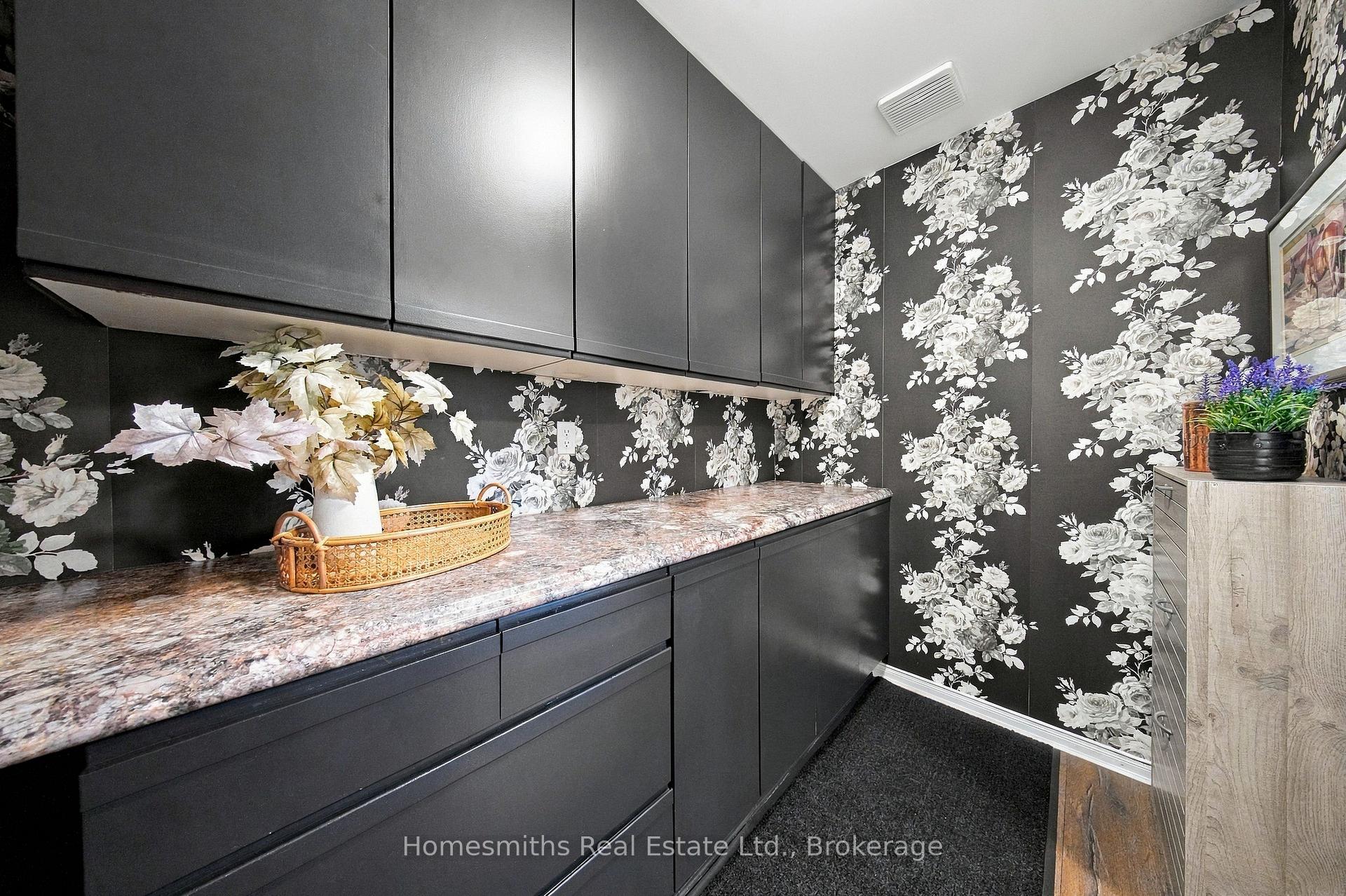 Photo 20 of 45 Granville Drive, Clarington, Courtice — HOMEH