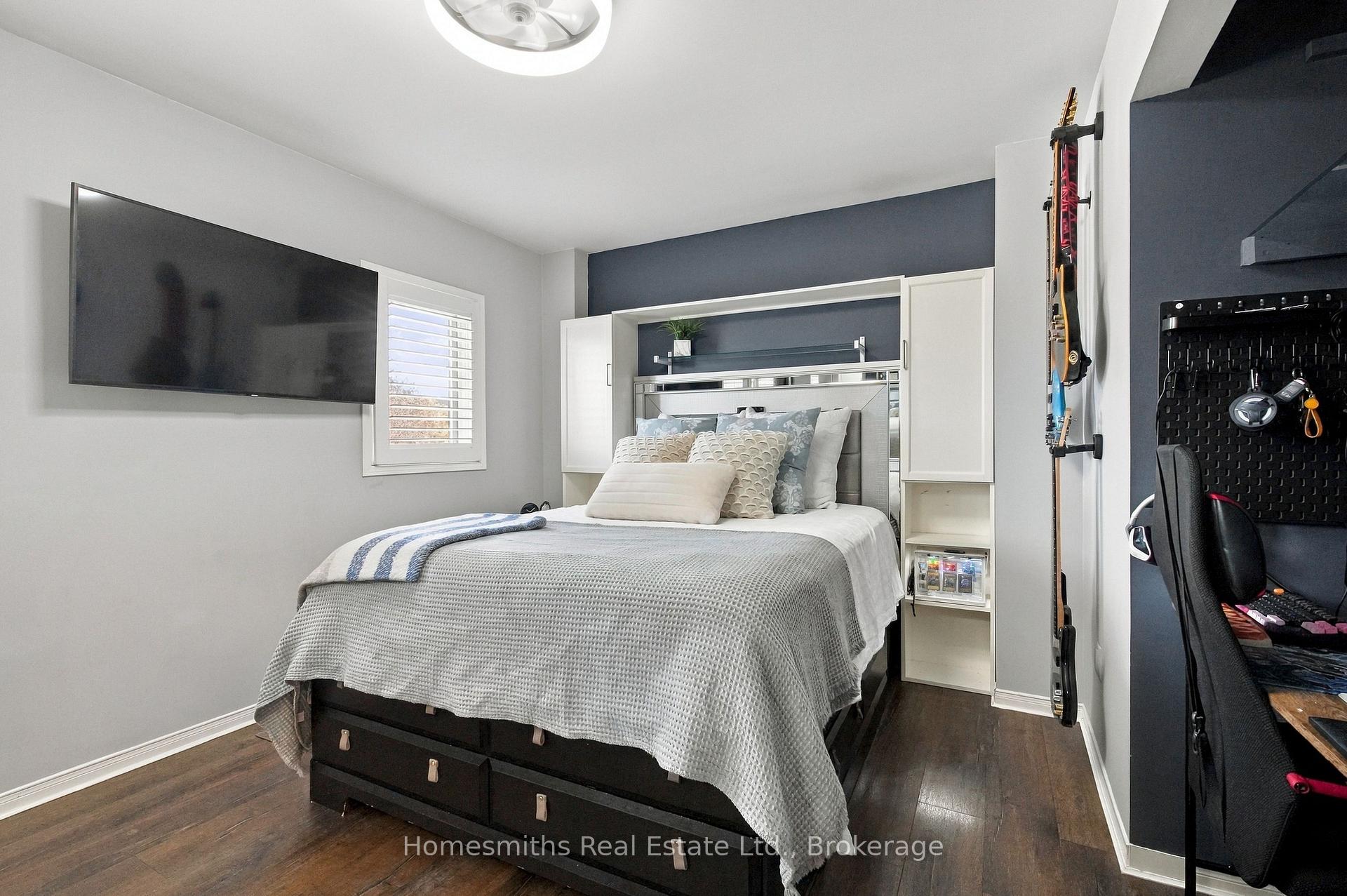 Photo 23 of 45 Granville Drive, Clarington, Courtice — HOMEH