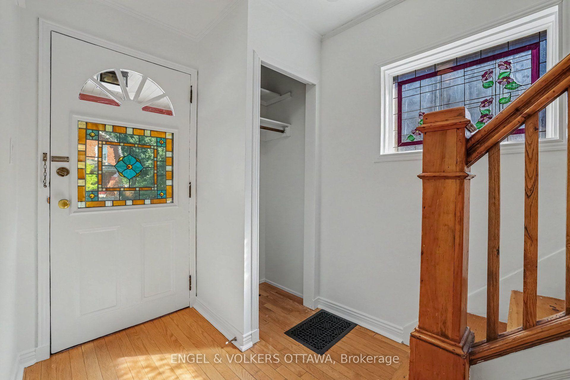 Photo 7 of 38 Rockcliffe Way, Ottawa, Lindenlea — HOMEH