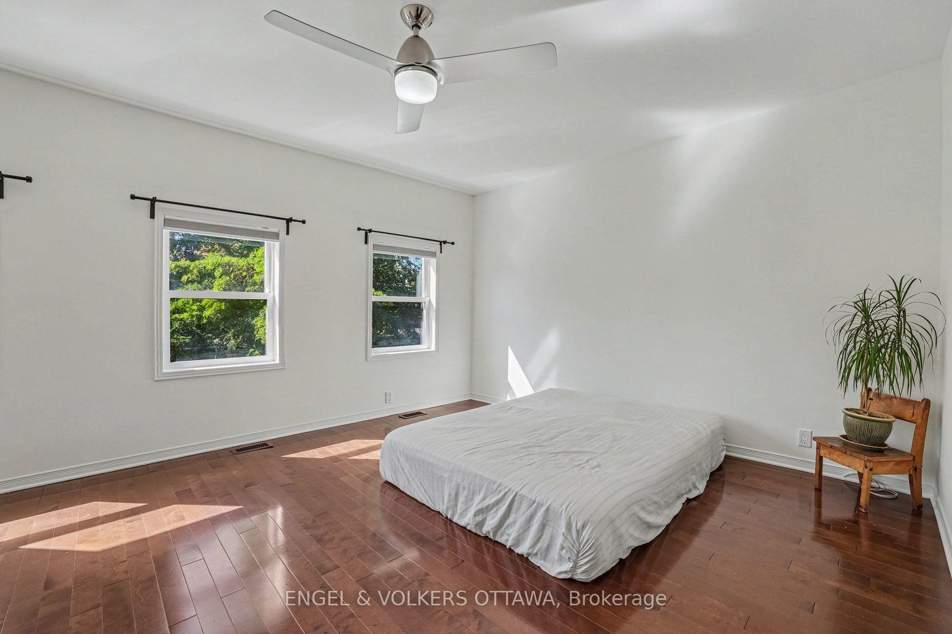 Photo 30 of 38 Rockcliffe Way, Ottawa, Lindenlea — HOMEH