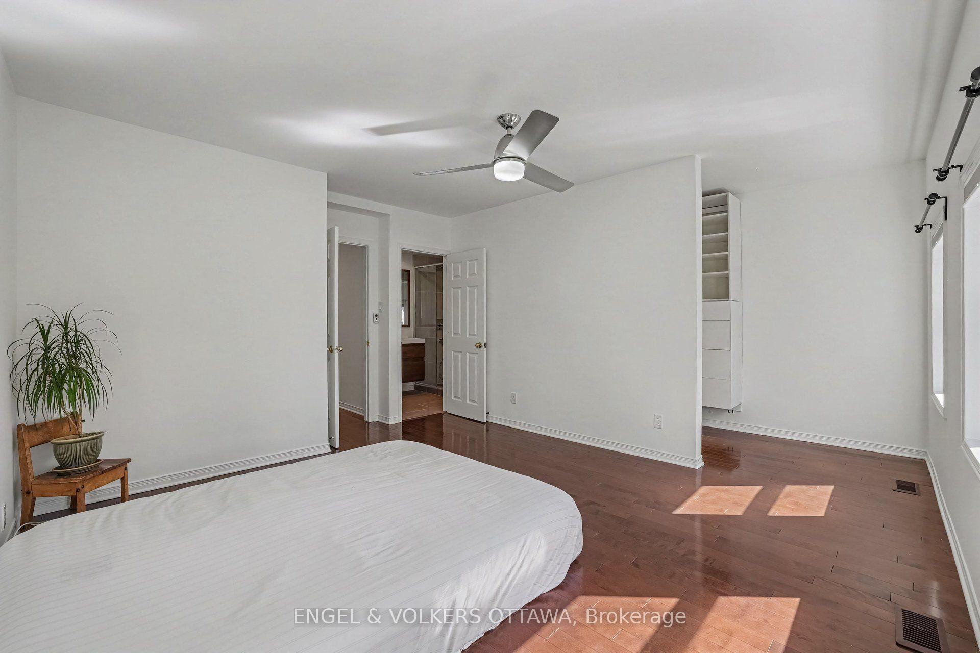 Photo 32 of 38 Rockcliffe Way, Ottawa, Lindenlea — HOMEH