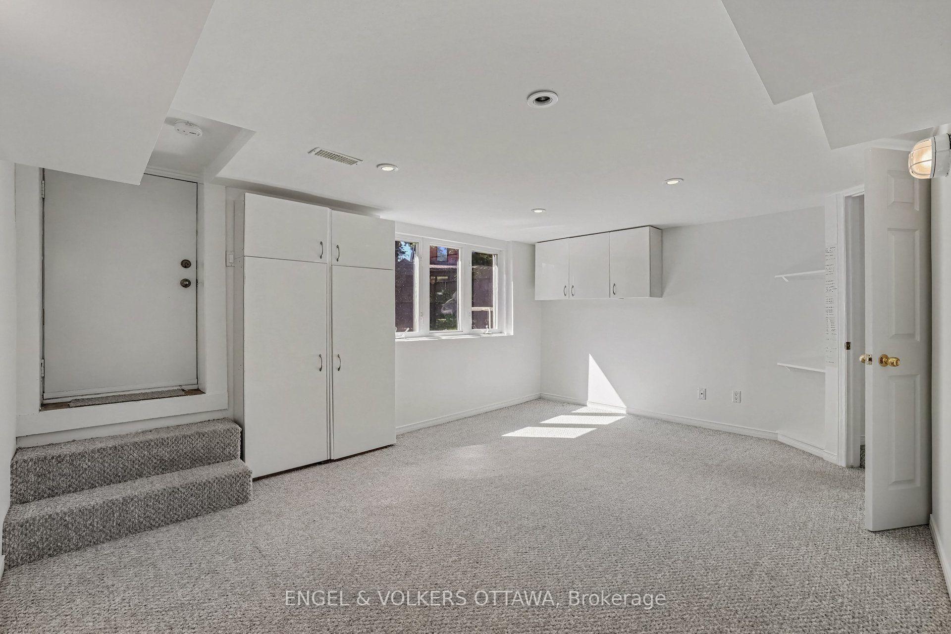 Photo 36 of 38 Rockcliffe Way, Ottawa, Lindenlea — HOMEH