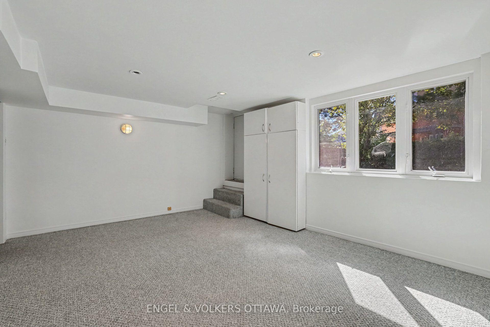 Photo 37 of 38 Rockcliffe Way, Ottawa, Lindenlea — HOMEH