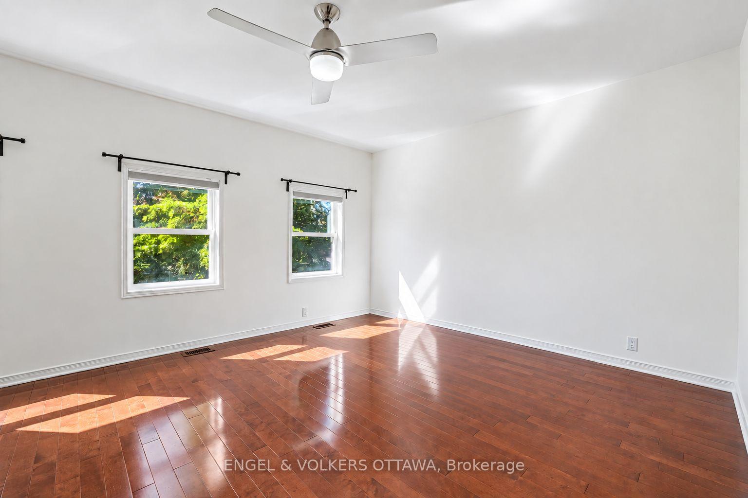 Photo 29 of 38 Rockcliffe Way, Ottawa, Lindenlea — HOMEH