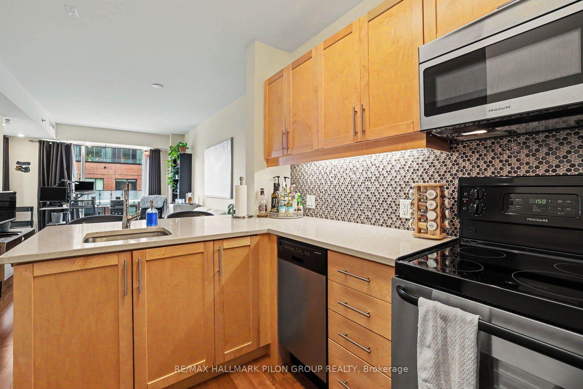 Photo 5 of Unit 619, 300C Lett Street, Ottawa, West Centre Town — HOMEH