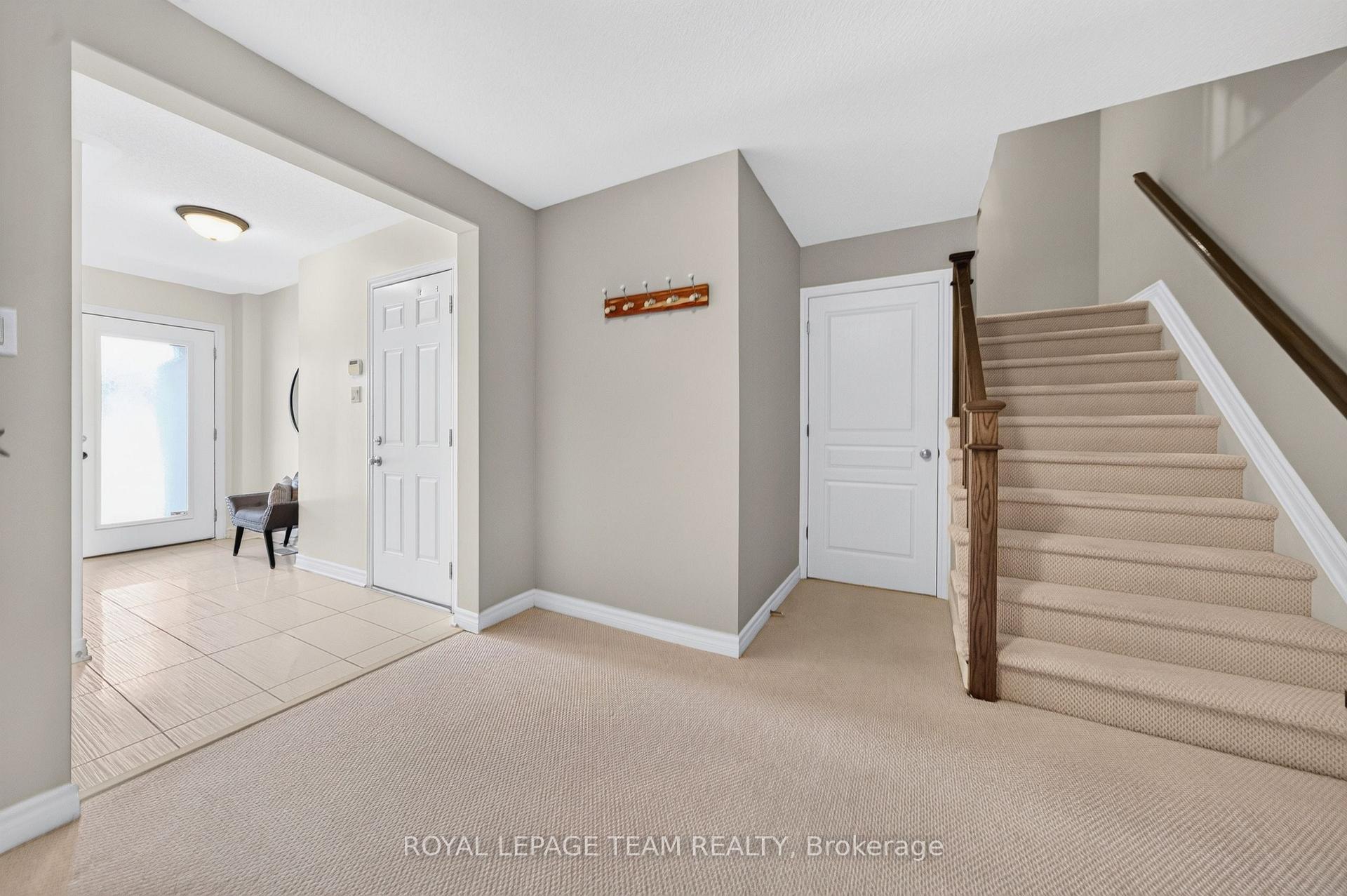 Photo 13 of 246 Leather Leaf Terrace, Ottawa, Barrhaven - Longfields — HOMEH