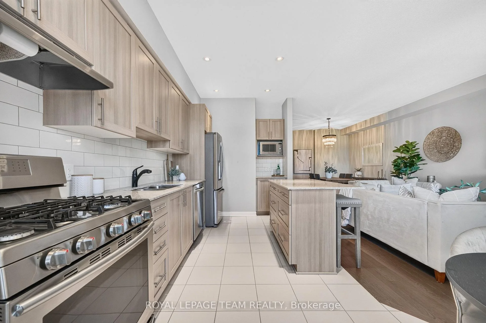Photo 26 of 246 Leather Leaf Terrace, Ottawa, Barrhaven - Longfields — HOMEH