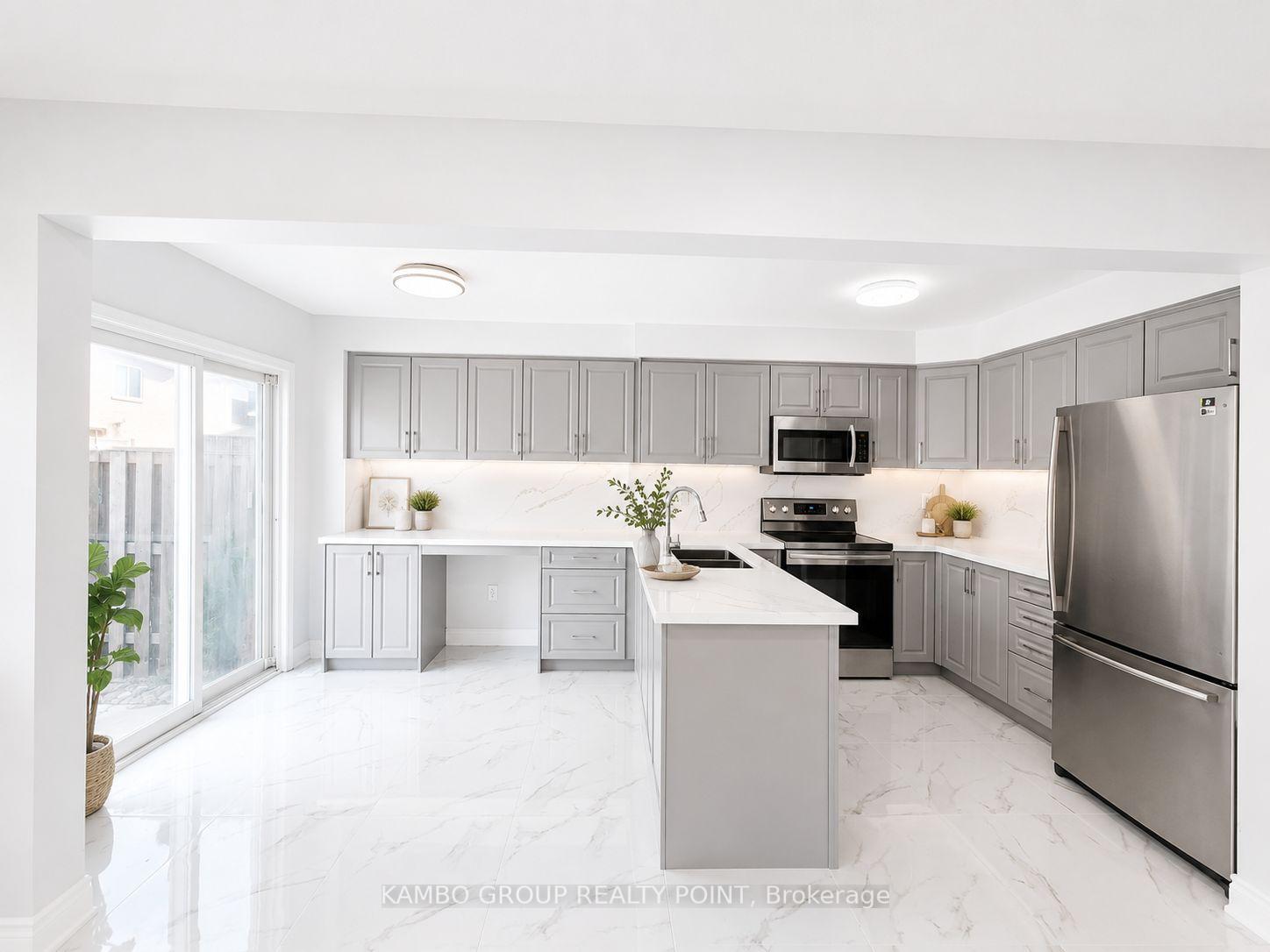 Photo 4 of 73 Hollingsworth Circle, Brampton, Fletcher's Meadow — HOMEH