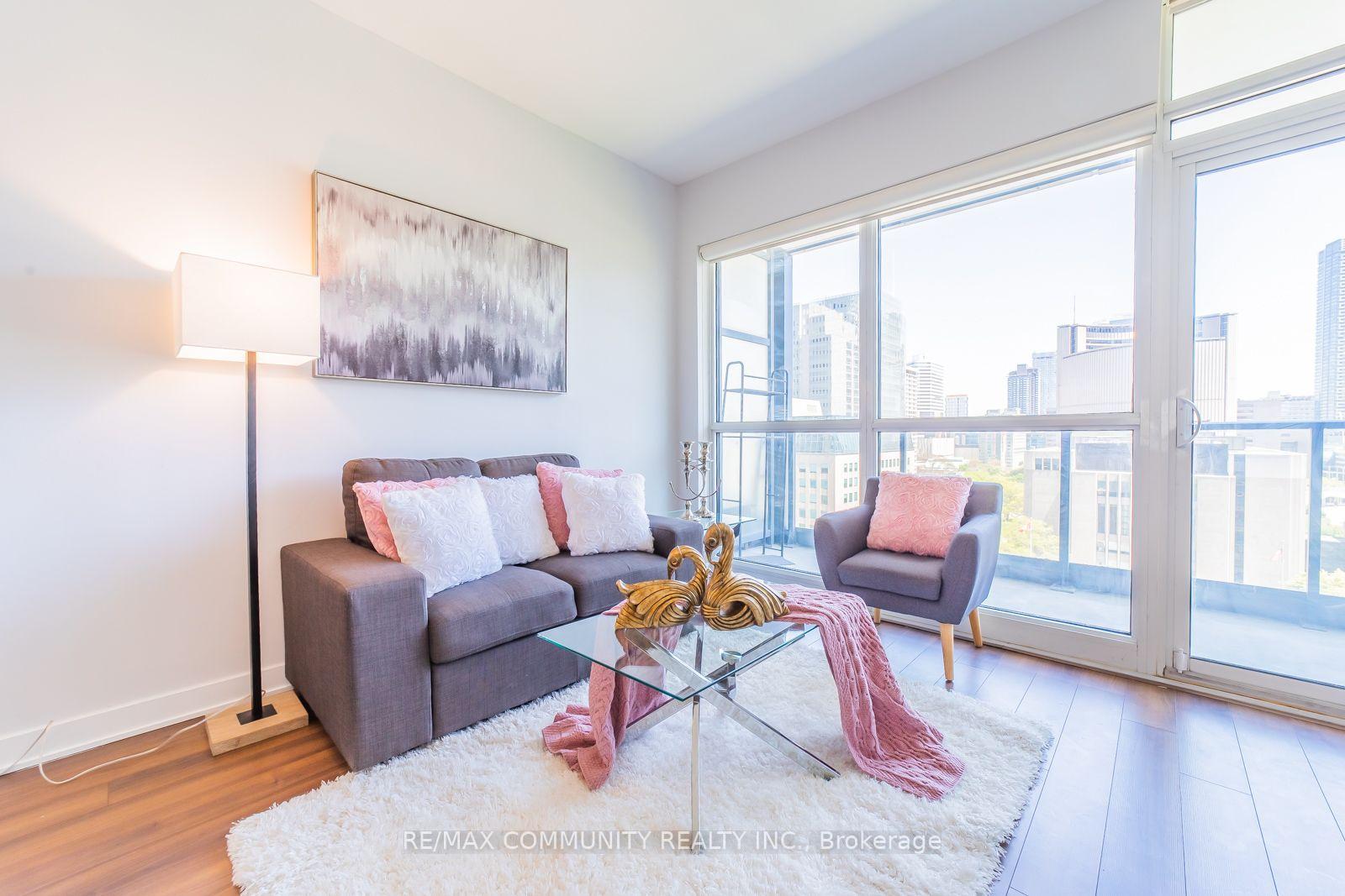 Photo 18 of Unit 1210, 210 Simcoe Street, Toronto, Kensington-Chinatown — HOMEH