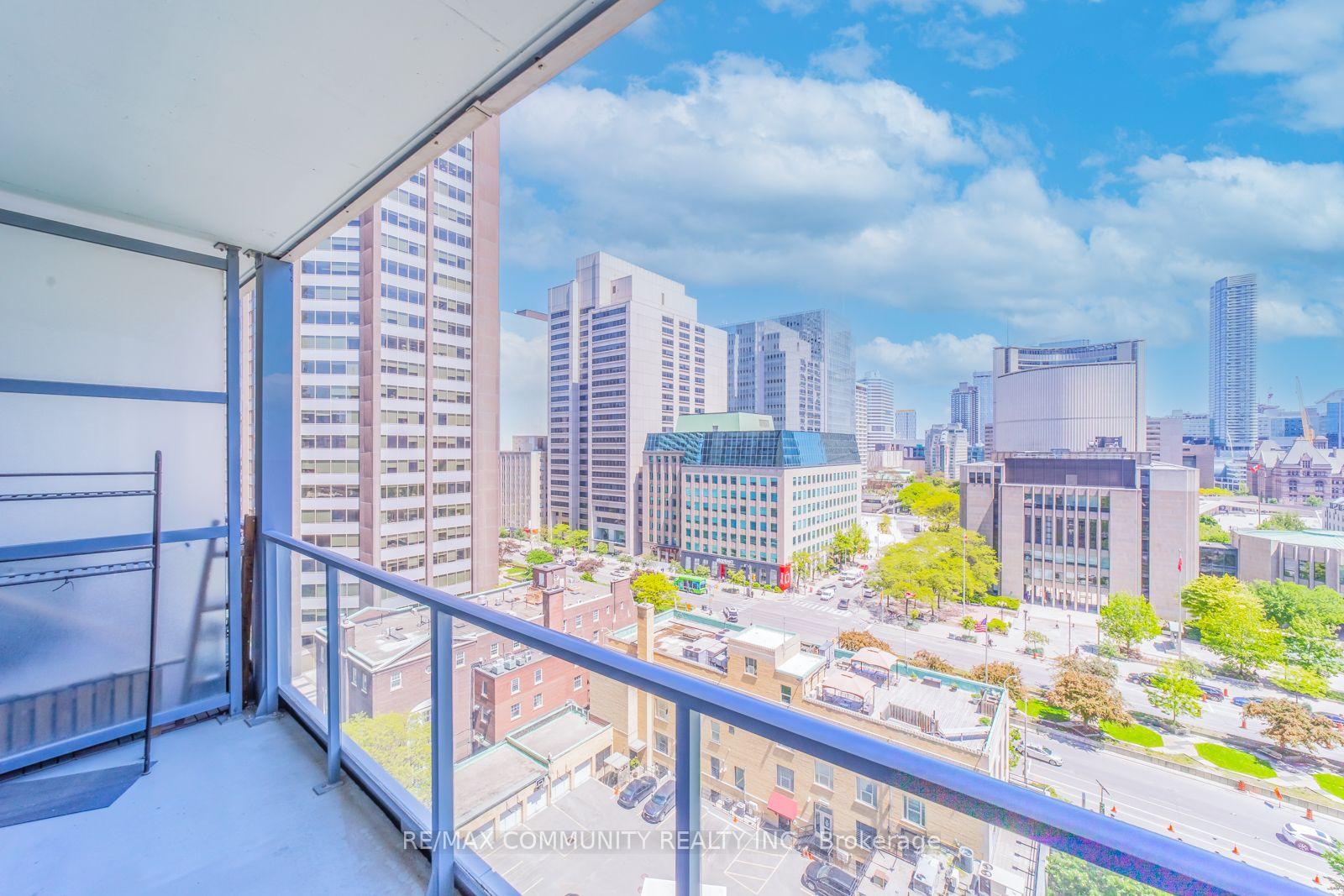 Photo 25 of Unit 1210, 210 Simcoe Street, Toronto, Kensington-Chinatown — HOMEH