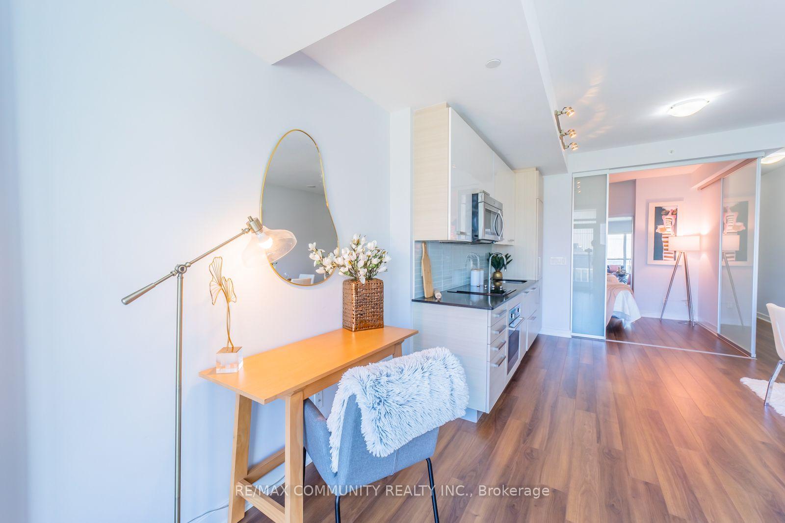 Photo 28 of Unit 1210, 210 Simcoe Street, Toronto, Kensington-Chinatown — HOMEH