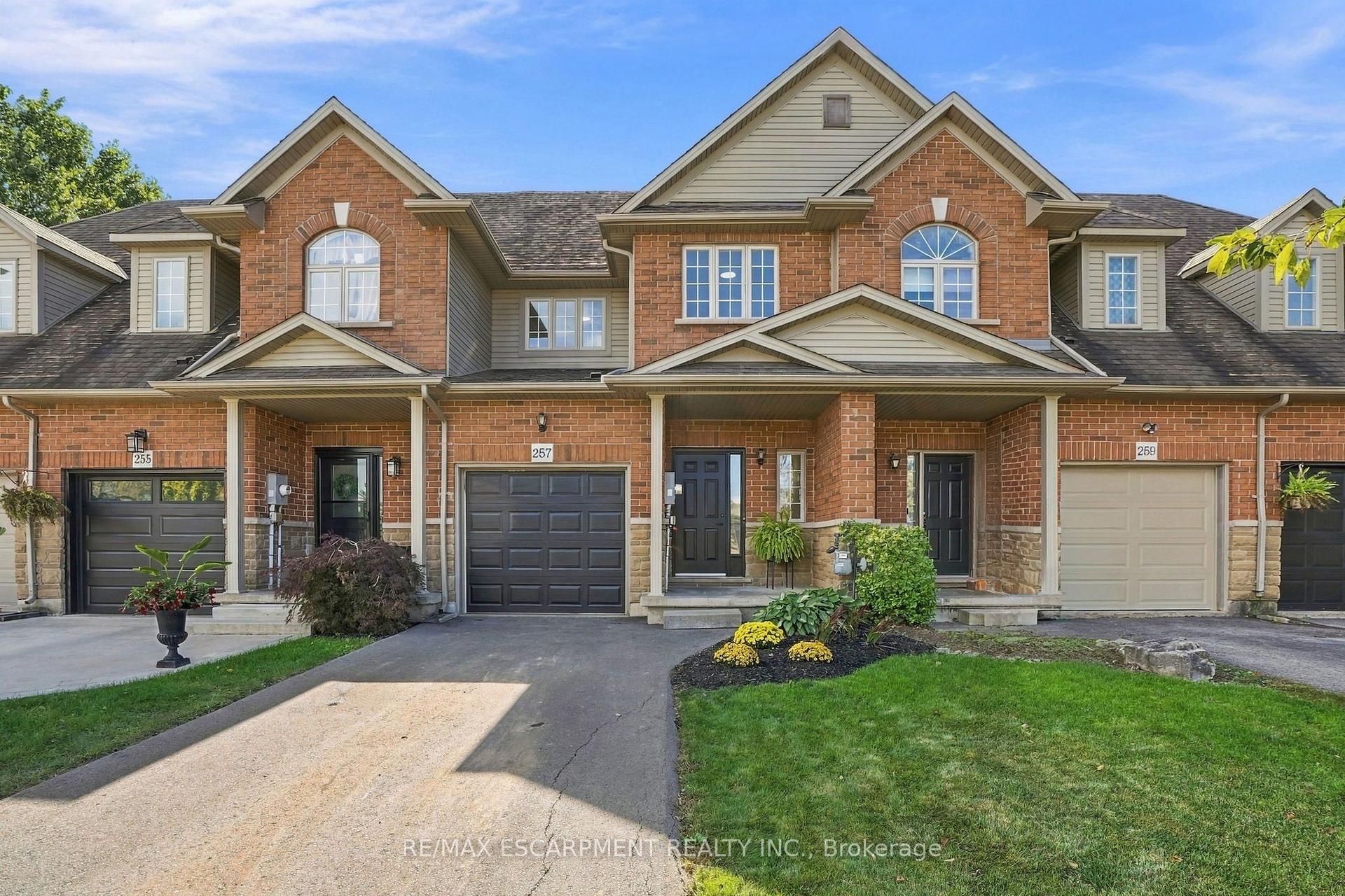 Photo of 257 Southbrook Drive