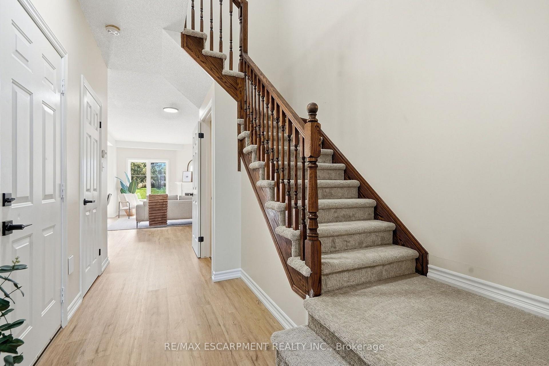Photo 20 of 257 Southbrook Drive, Hamilton, Binbrook — HOMEH