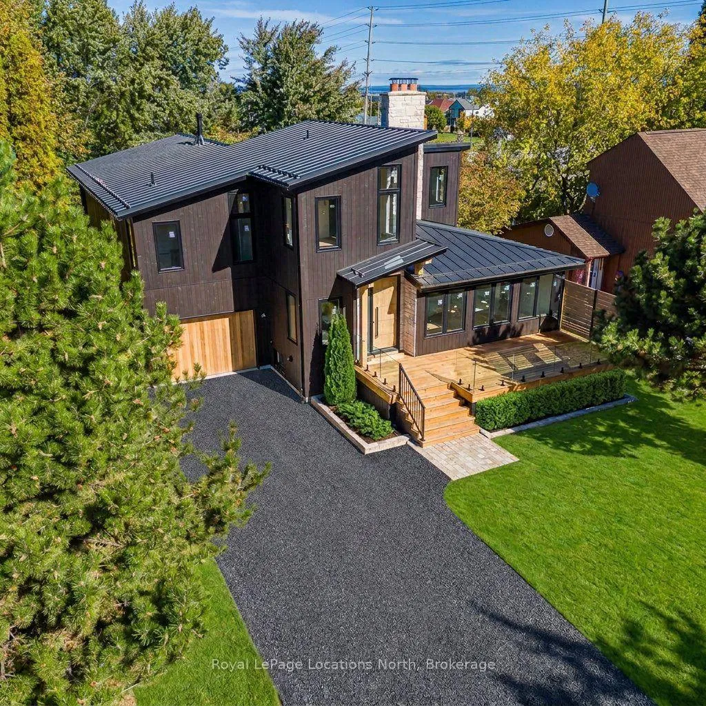 Photo 1 of 146 Campbell Crescent, Blue Mountains — HOMEH