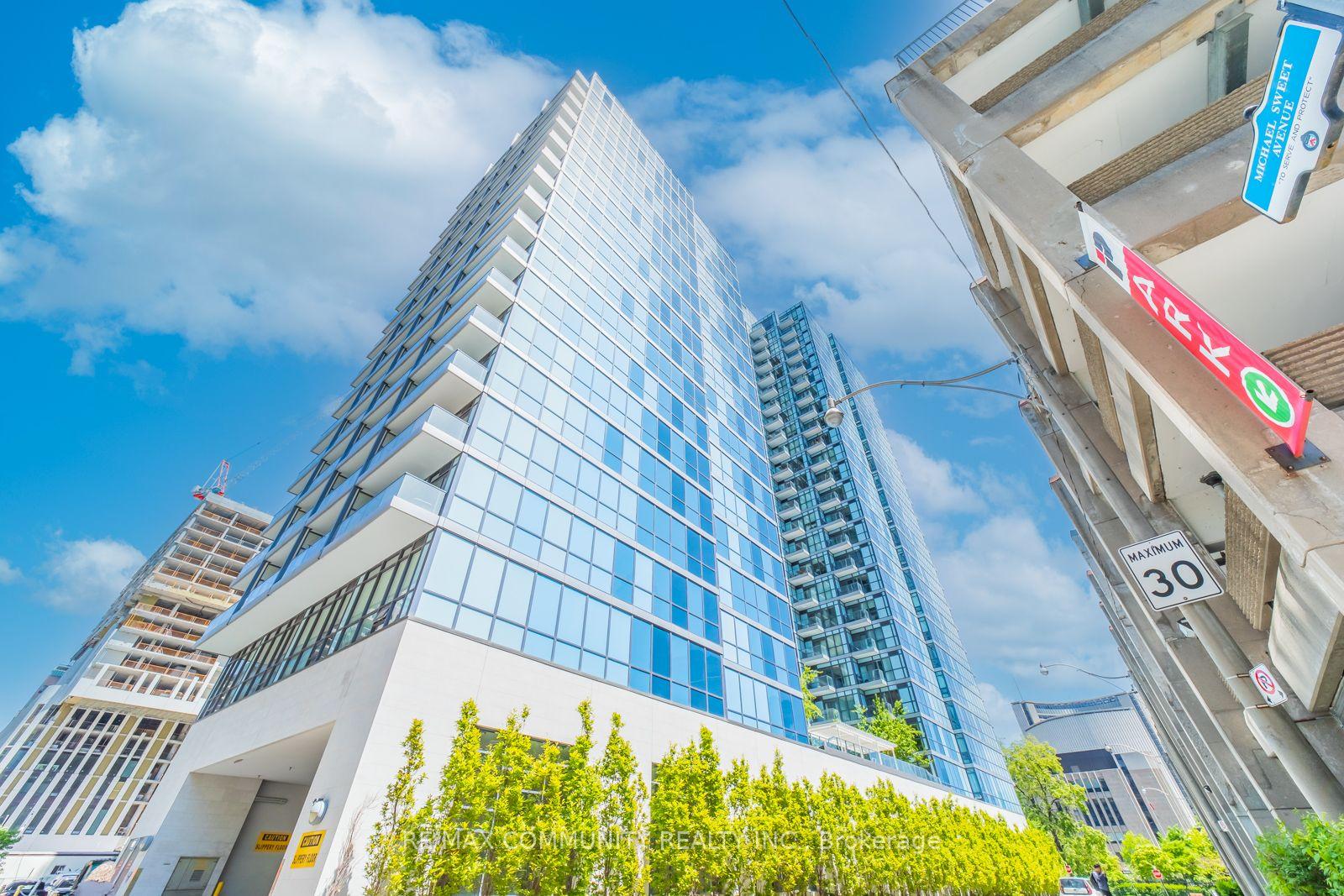 Front of Unit 1210, 210 Simcoe Street