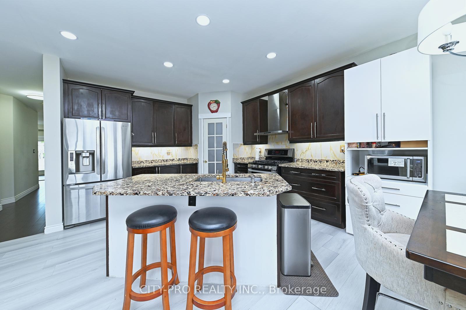 Photo 16 of 1178 Salmers Drive, Oshawa, Taunton — HOMEH