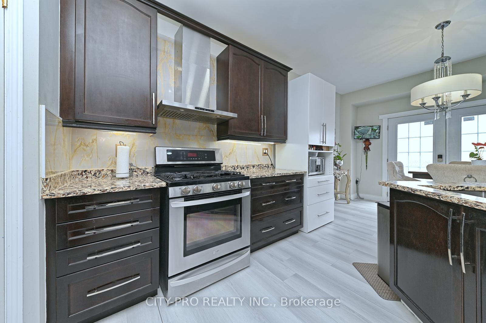 Photo 21 of 1178 Salmers Drive, Oshawa, Taunton — HOMEH