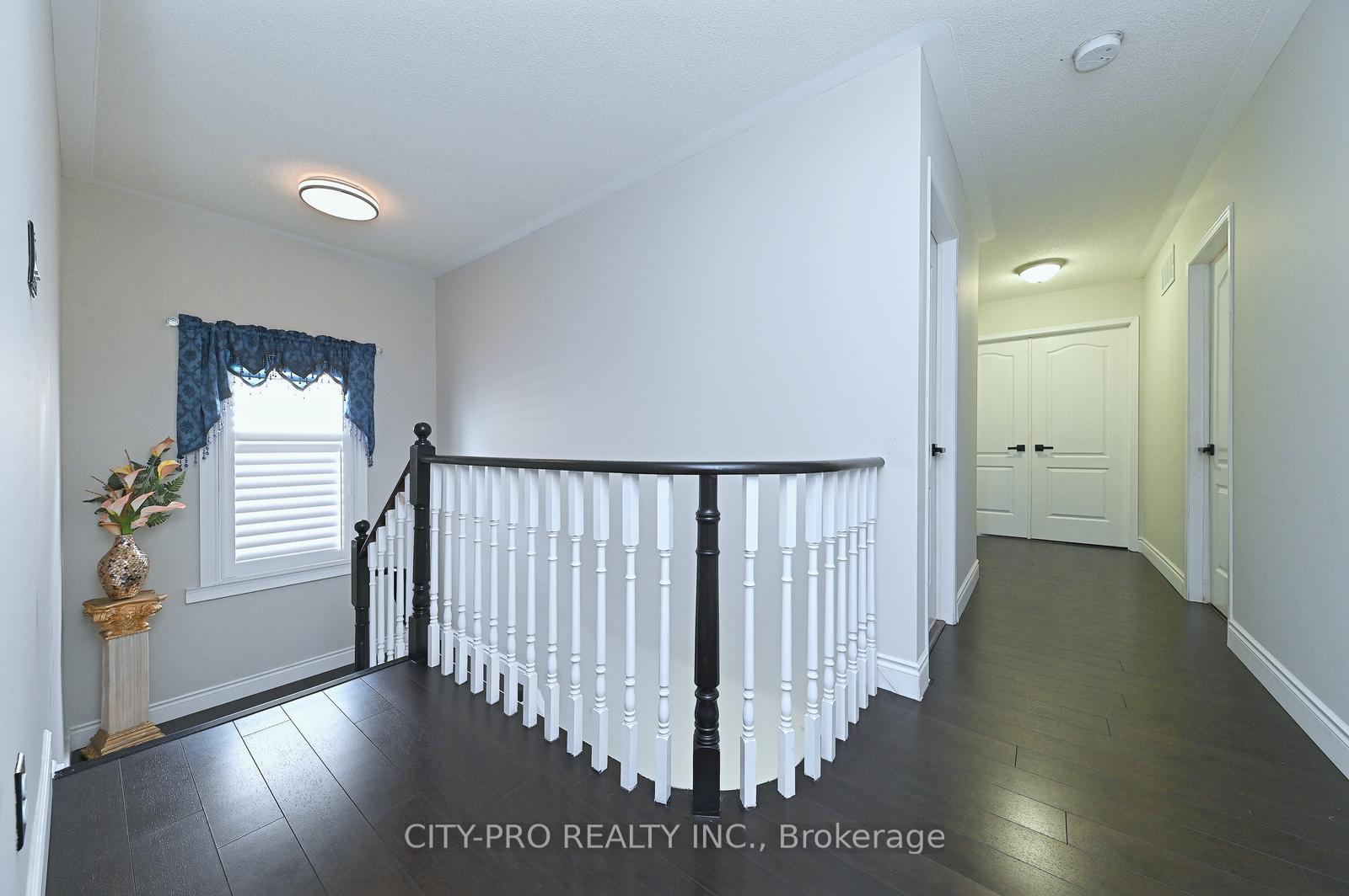 Photo 25 of 1178 Salmers Drive, Oshawa, Taunton — HOMEH