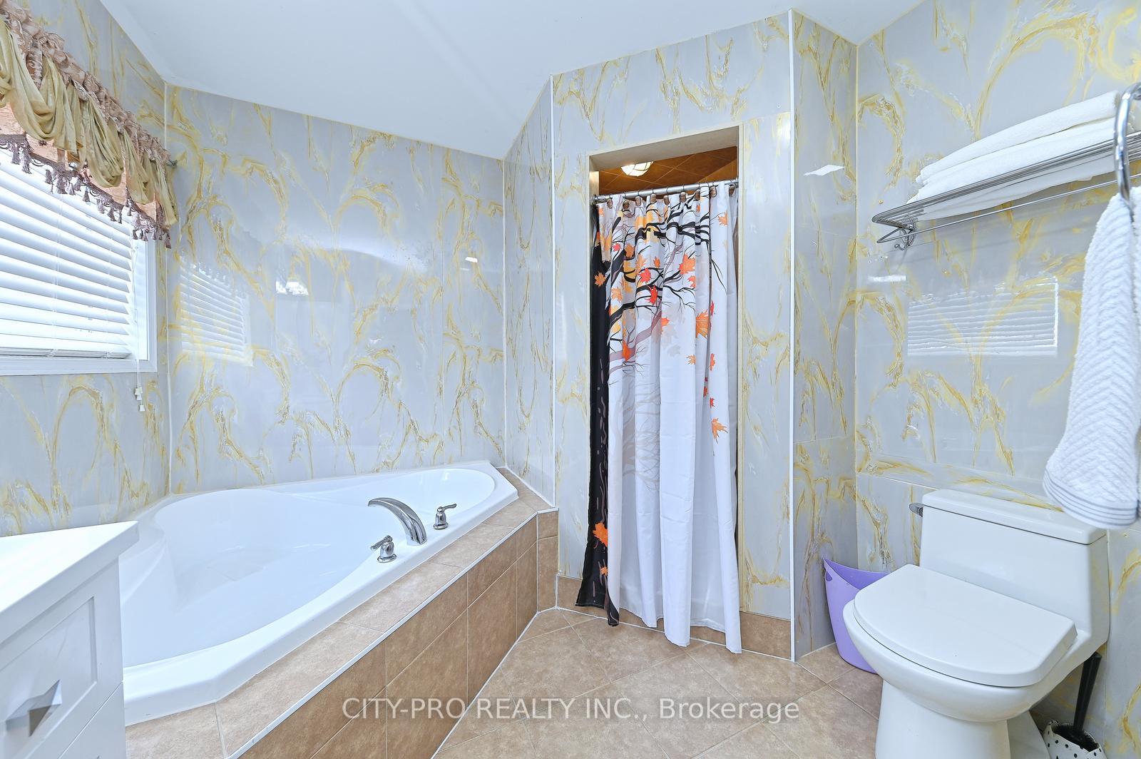Photo 31 of 1178 Salmers Drive, Oshawa, Taunton — HOMEH