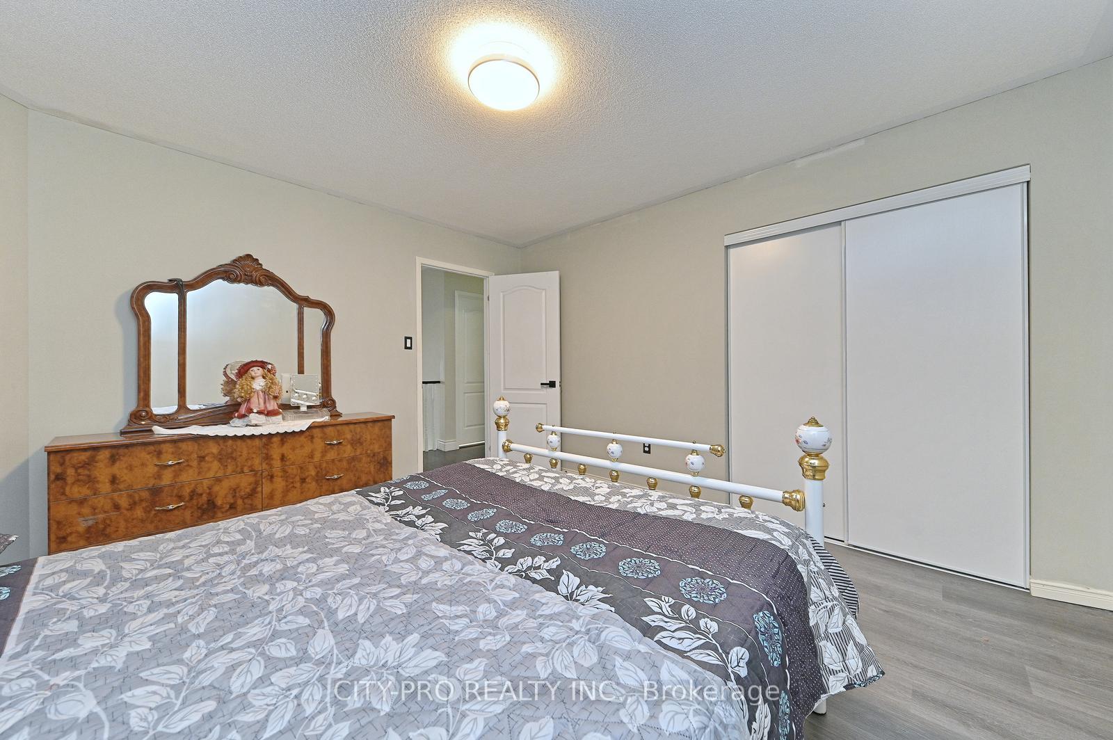 Photo 36 of 1178 Salmers Drive, Oshawa, Taunton — HOMEH