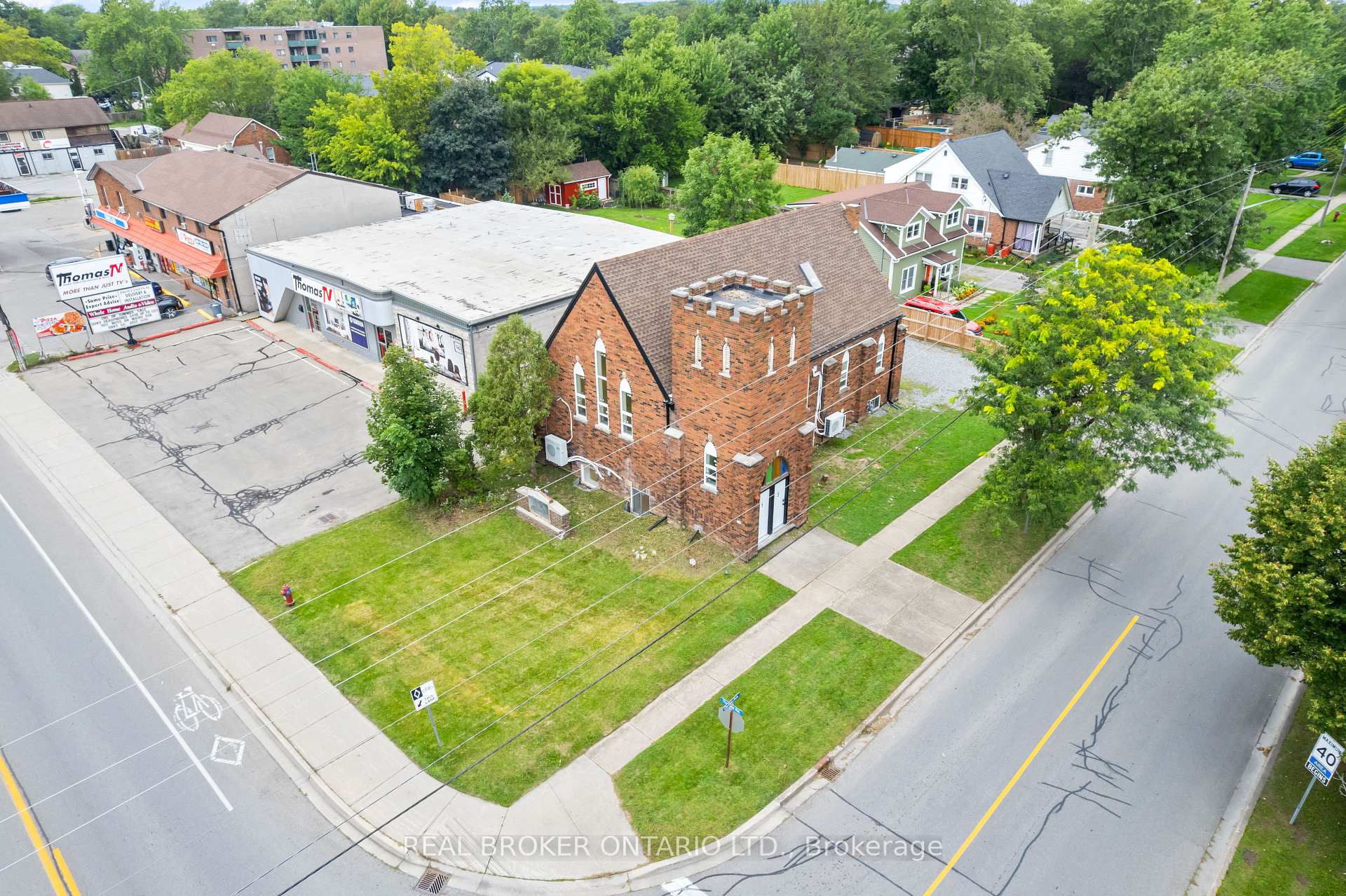 Photo 9 of 120 Thorold Road, Welland, N. Welland — HOMEH