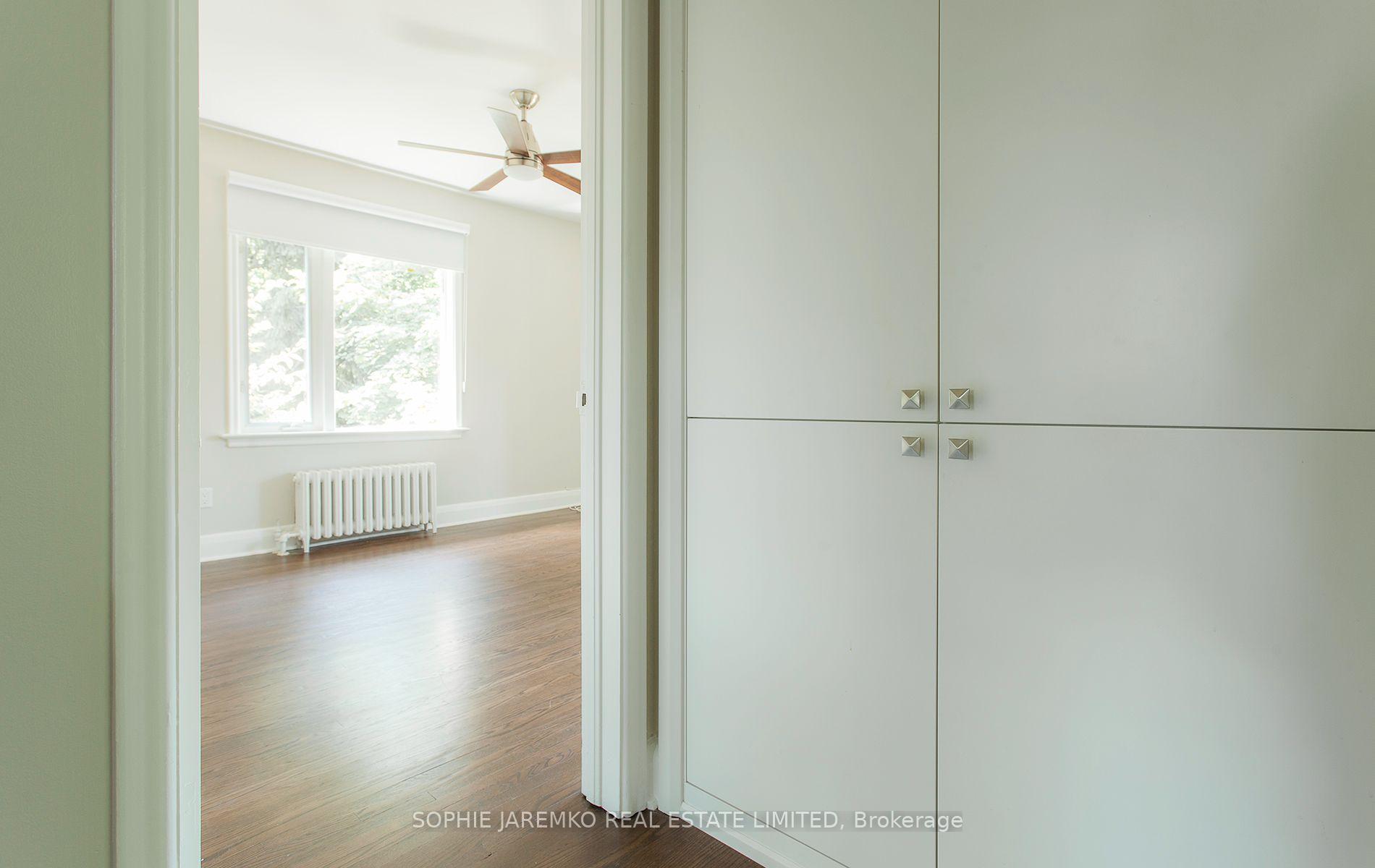 Photo 14 of 4 Woodhaven Heights, Etobicoke, Kingsway South — HOMEH