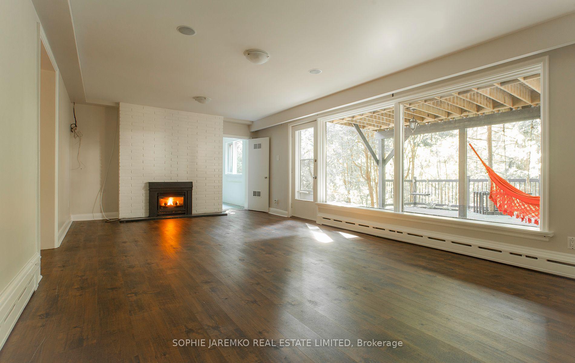 Photo 23 of 4 Woodhaven Heights, Etobicoke, Kingsway South — HOMEH