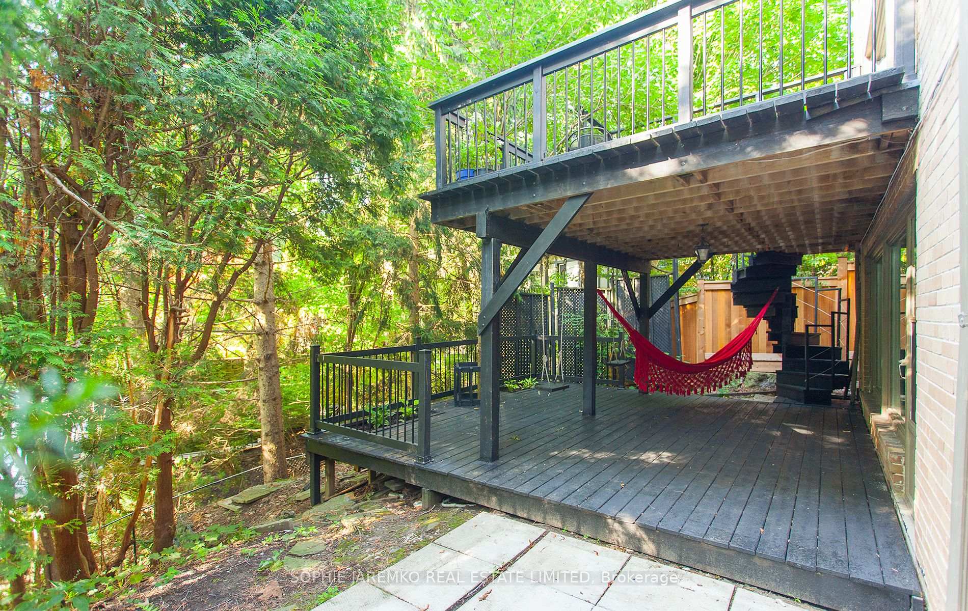 Photo 26 of 4 Woodhaven Heights, Etobicoke, Kingsway South — HOMEH