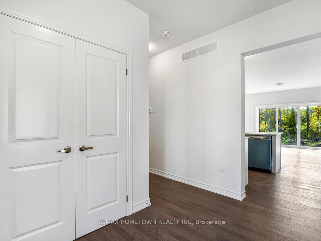 Photo 10 of 250 Adley Drive, Brockville, Brockville — HOMEH
