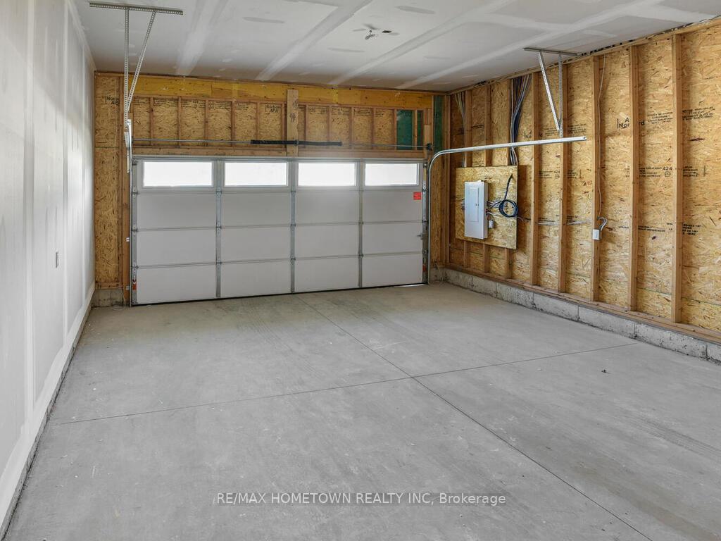Photo 26 of 250 Adley Drive, Brockville, Brockville — HOMEH