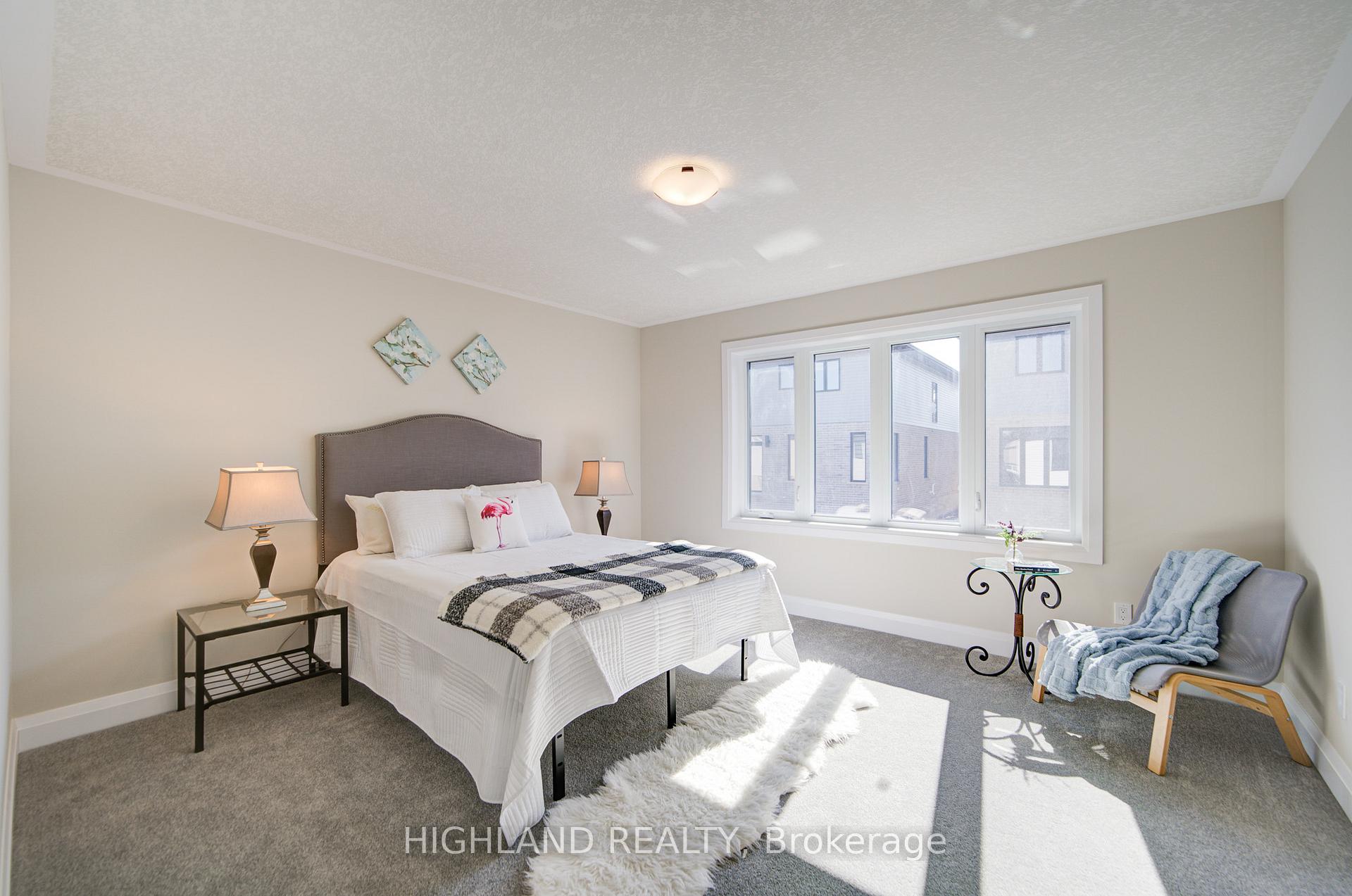 Photo 17 of 565 Balsam Popar Street, Waterloo, Beechwood/University — HOMEH