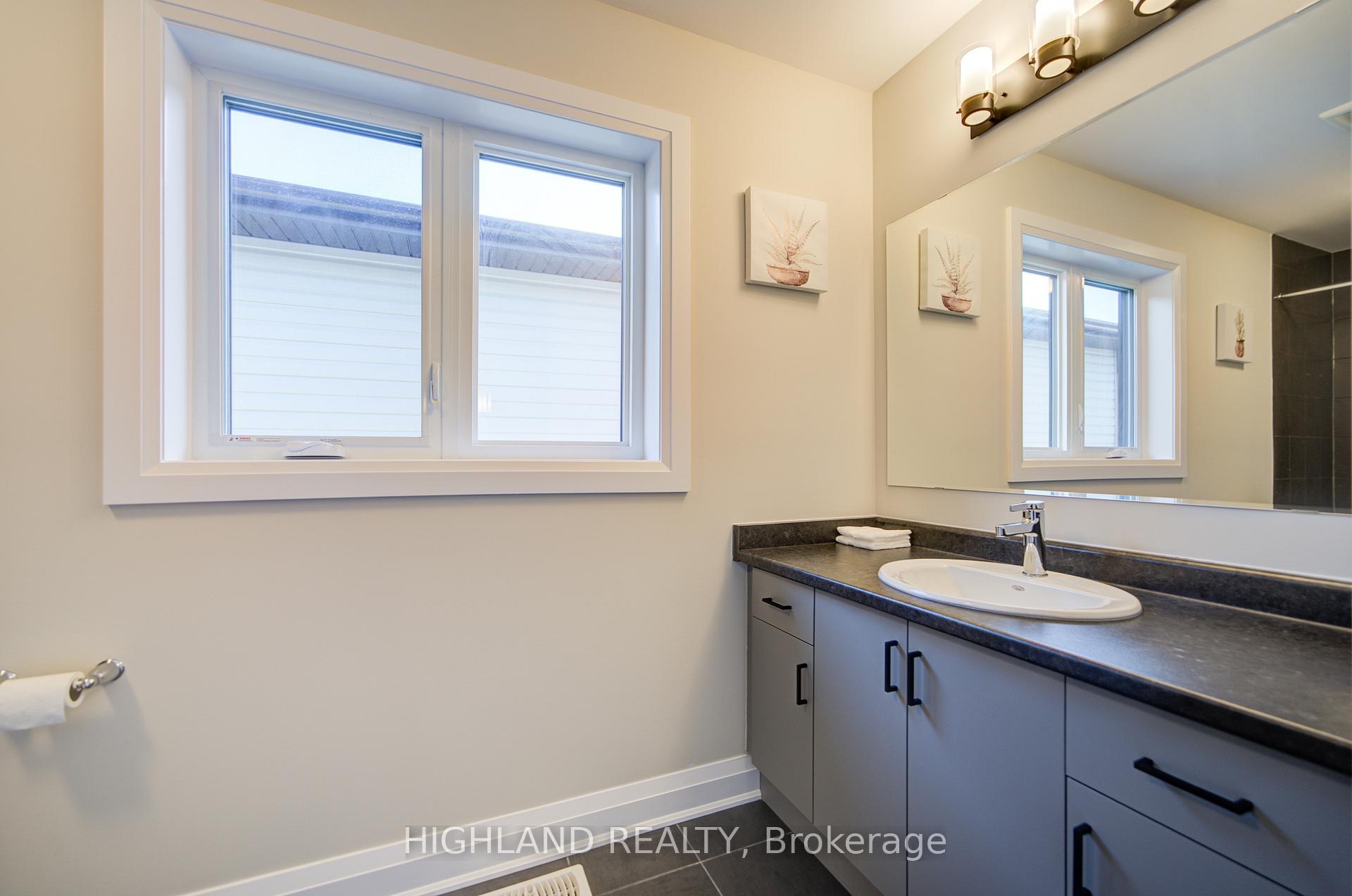 Photo 22 of 565 Balsam Popar Street, Waterloo, Beechwood/University — HOMEH