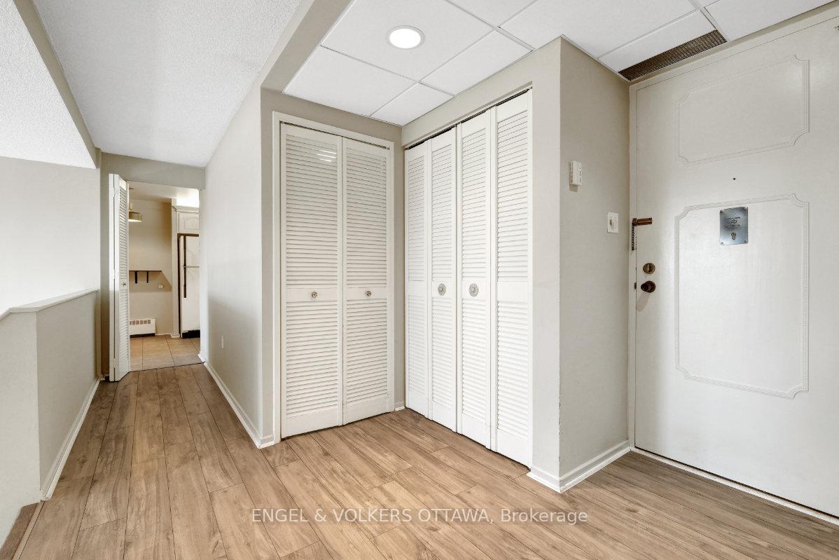 Photo 3 of Unit 5, 373 Laurier Avenue E, Ottawa, Sandy Hill — HOMEH