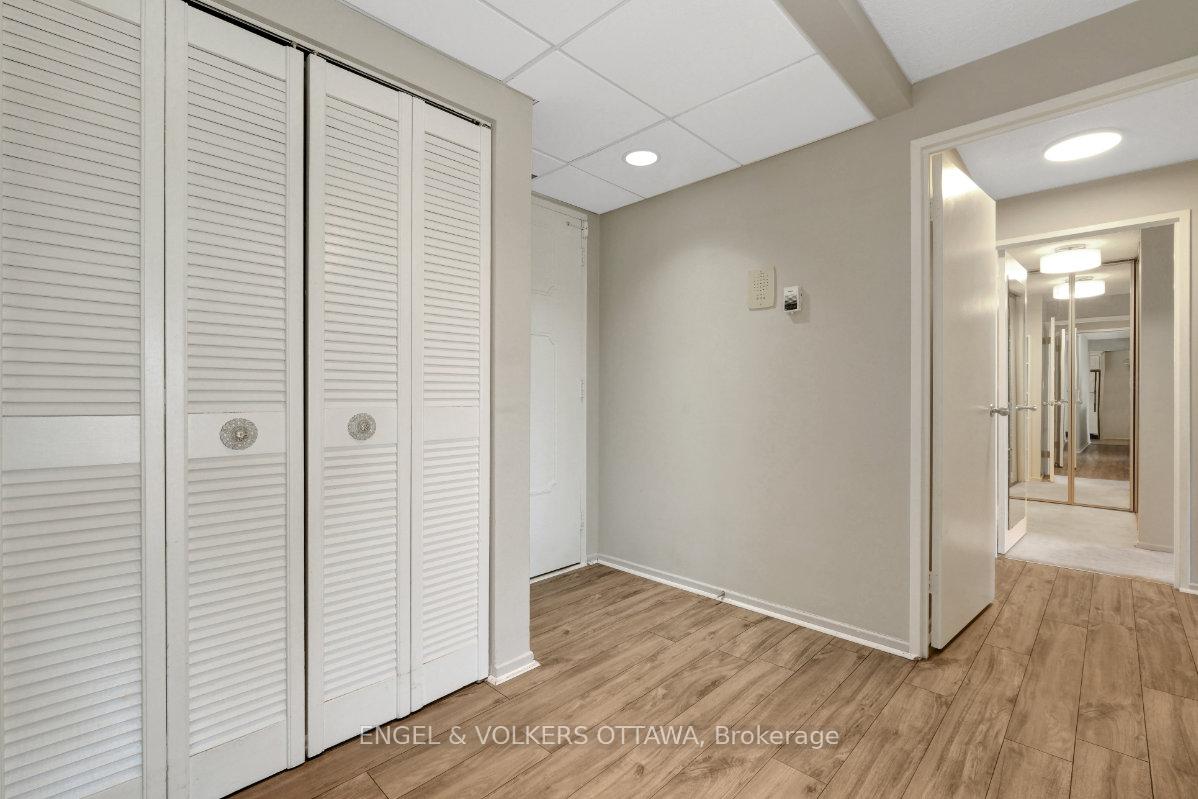 Photo 4 of Unit 5, 373 Laurier Avenue E, Ottawa, Sandy Hill — HOMEH