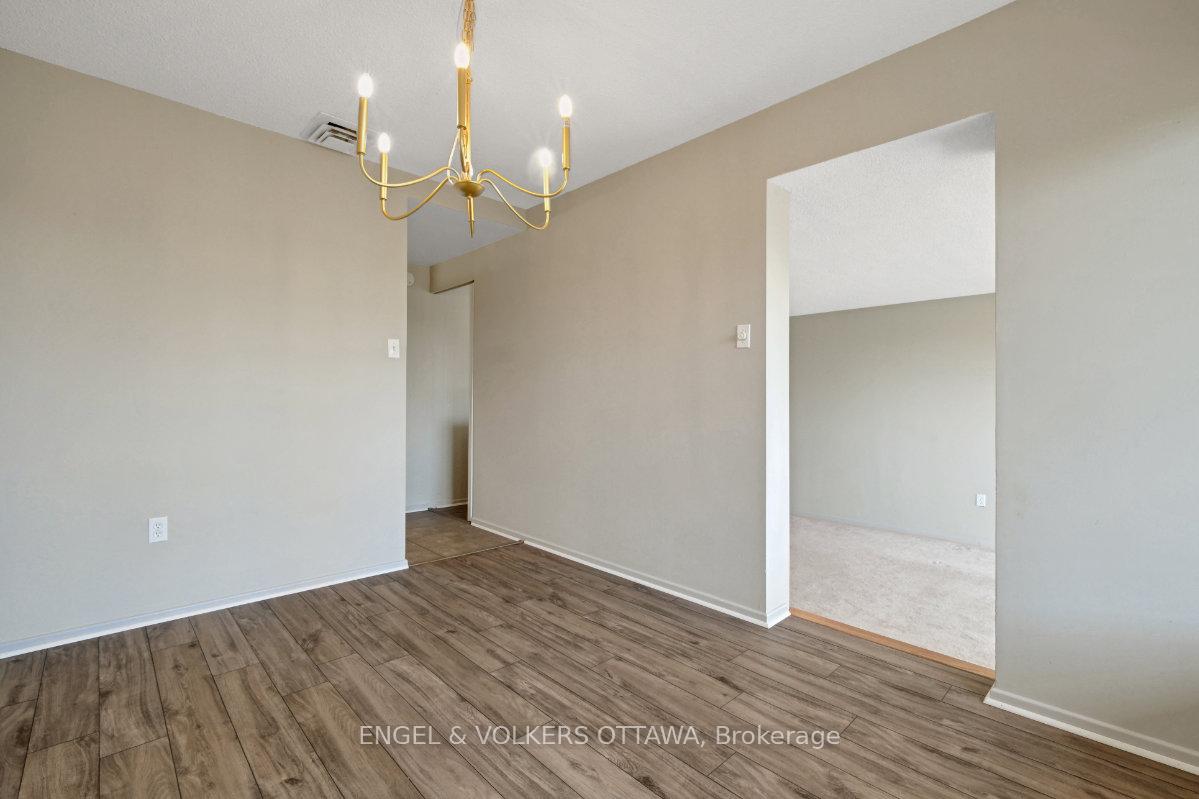 Photo 11 of Unit 5, 373 Laurier Avenue E, Ottawa, Sandy Hill — HOMEH