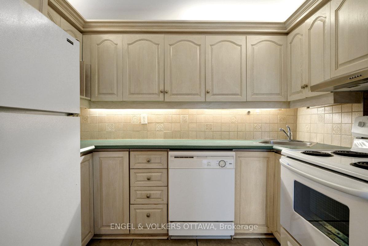 Photo 14 of Unit 5, 373 Laurier Avenue E, Ottawa, Sandy Hill — HOMEH