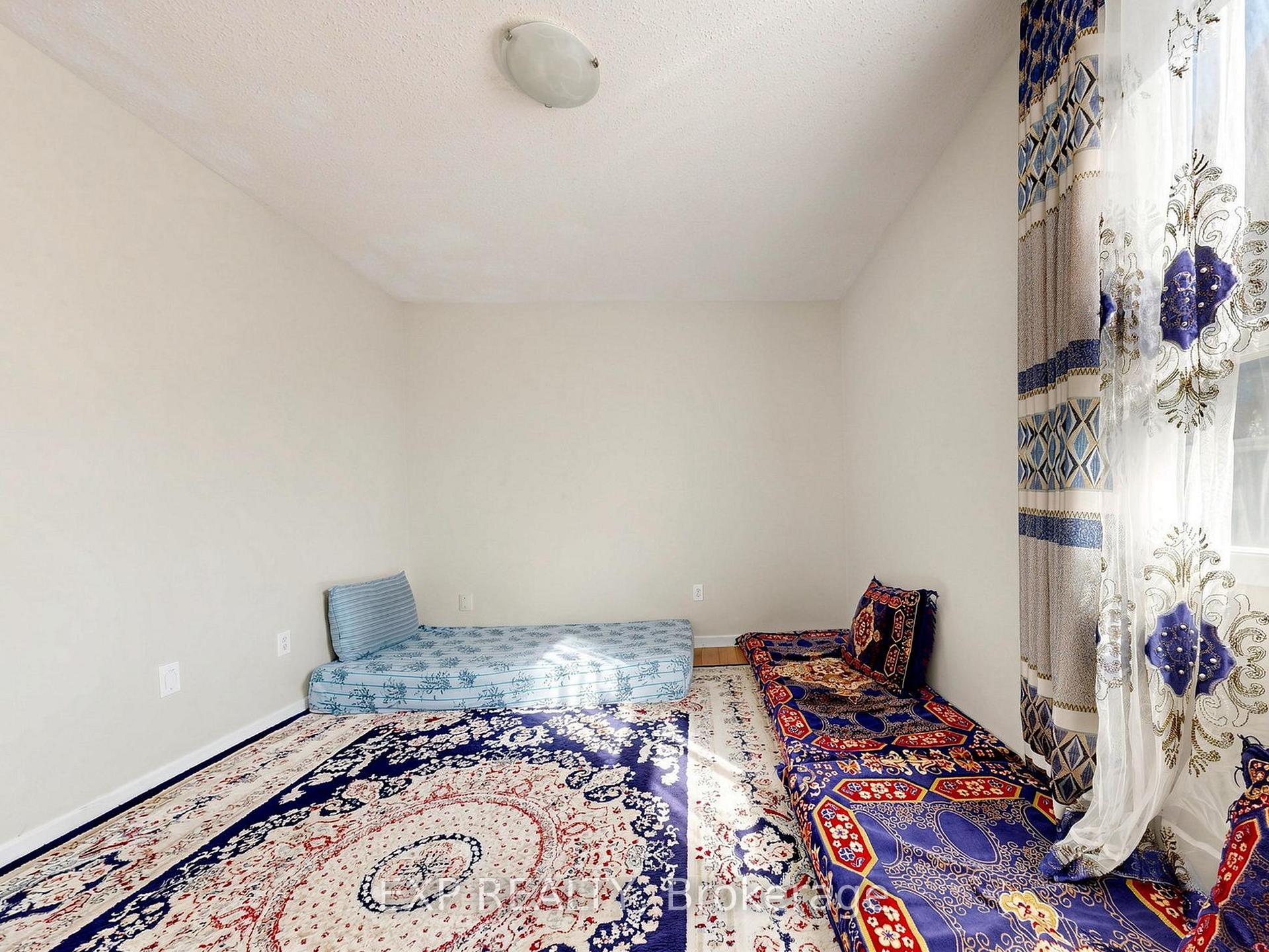 Photo 16 of 28 Longfellow Court, Whitby, Pringle Creek — HOMEH