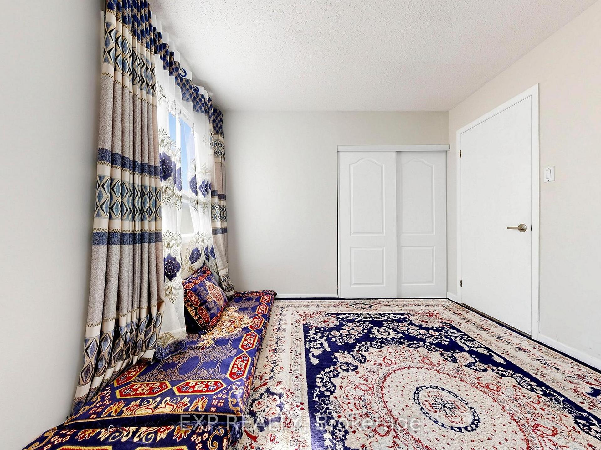 Photo 17 of 28 Longfellow Court, Whitby, Pringle Creek — HOMEH